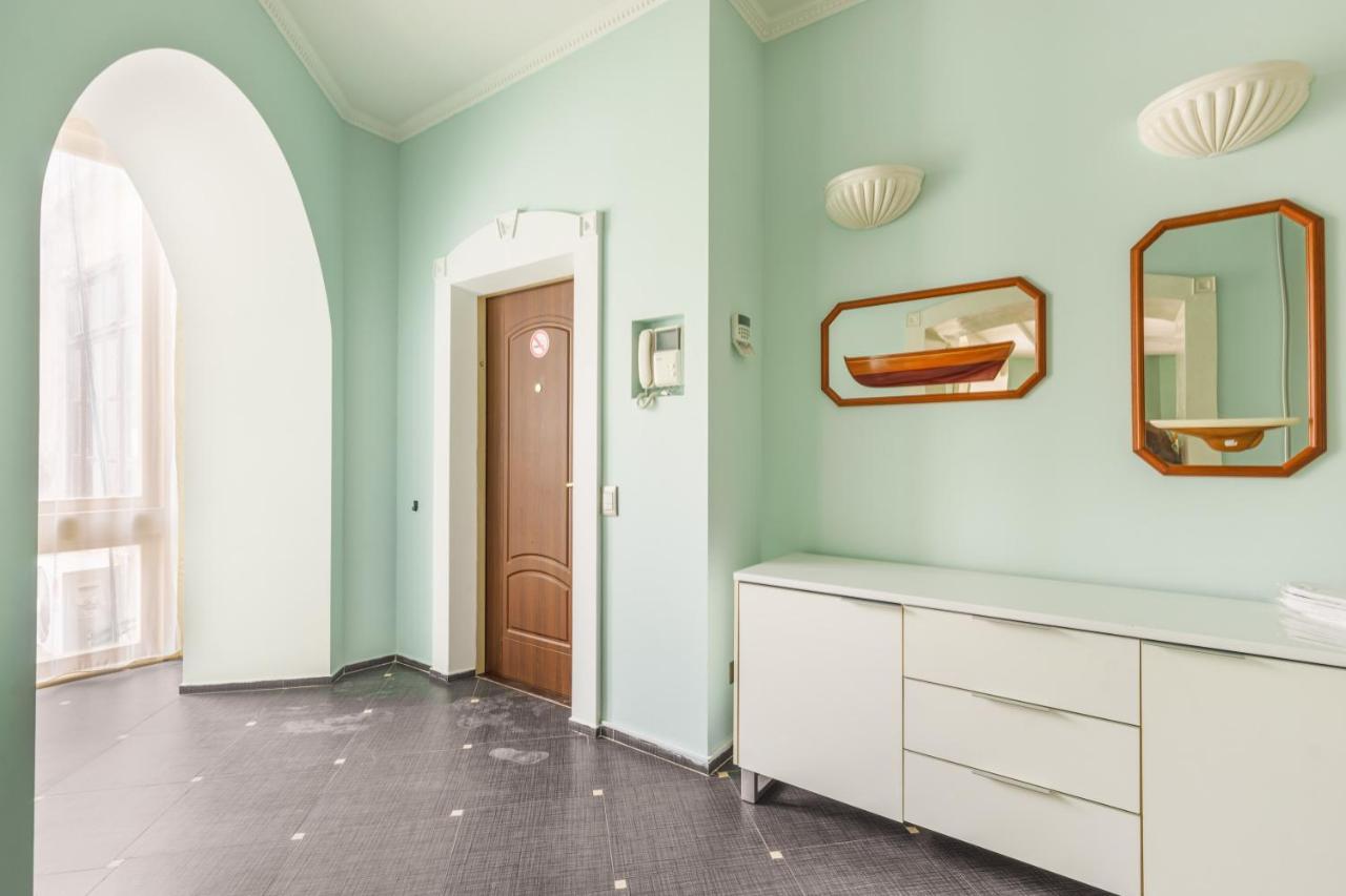 Deribasivska Cozy 4-Room Apartment Одеса Екстериор снимка